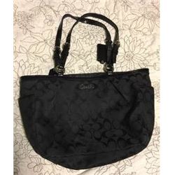 DESIGNER PURSE