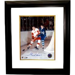 Gordie Howe Signed Detroit Redwings 16X20 Photo Vs Toronto Custom Framed