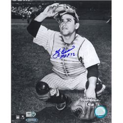Yogi Berra Signed New York Yankees B&W 8X10 Photo Catching HOF 72- MLB Hologram