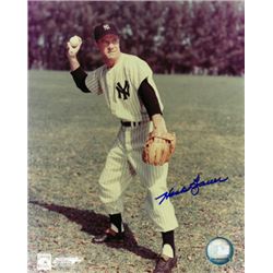 Hank Bauer Signed New York Yankees 8X10 Photo (Deceased- Throwing)