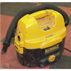 DEWALT SHOP VAC