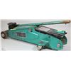 Image 1 : 3000 LB MINI HYDRAULIC FLOOR JACK
