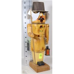 MATTHES GMBLT NUTCRACKER FACTORY WOODEN SCULPTURE