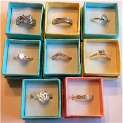 LOT OF 8 LADIES FASHION RINGS