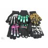 Image 1 : BAG OF 6 PAIRS OF GLOW IN THE DARK GLOVES