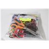 Image 1 : BAG OF ASSORTED SCISSORS