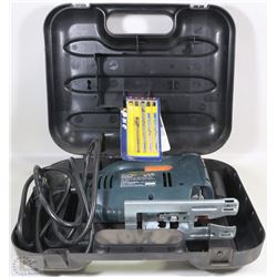 BLACK& DECKER JIG SAW IN CASE