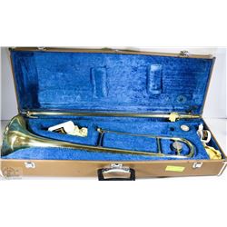YAMAHA TRUMPET IN CASE
