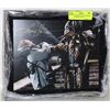 Image 1 : ALIEN VS PREDATOR AUTOGRAPH FRAMED MOVIE PHOTO