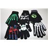 Image 1 : BAG OF 6 PAIRS OF GLOW IN THE DARK GLOVES