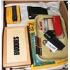 Image 1 : BOX W/TABACO ROLLERS AND ROLLING