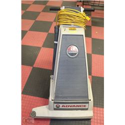 ADVANCE 24" COMMERCIAL GRADE VACUUM