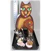 Image 1 : FLAT OF CAT FIGURINES MADE OF VARIOUS MATERIALS