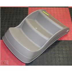 ANIMAL PLANET SMALL DOG THREE STEPS TO HELP