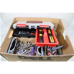 LARGE BOX FULL OF TOOLS INCL. RIMAX TOOL