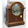 Image 1 : VINTAGE MANTEL PENDALUM CLOCK