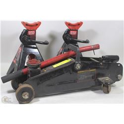 PAIR OF MOTORMASTER 2 TON STANDS AND MOTORMASTER