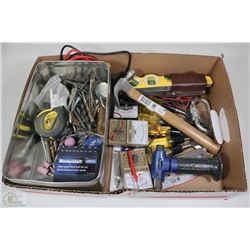 FLAT FULL OF TOOLS INCL. CHISEL SET, MULTI-