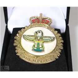 SECURITAS TOTEMPOLE THUNDERBIRD CAP BADGE