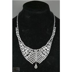 VINTAGE RHINESTONE CHOKER NECKLACE