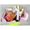 Image 1 : BASKET W/NEW LADIES SKIN & NAIL PRODUCTS