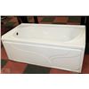 Image 1 : FIBERGLASS DEEP SOAKER TUB 60"X31"X21"H