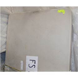 6' FOLDING TABLE