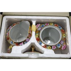 FIFTH AVENUE COLLECTION SUGAR AND CREAM SET MADE