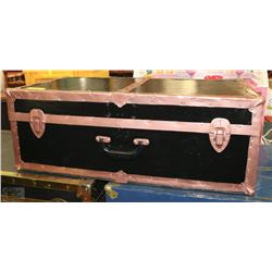 PAINTED BLACK WITH ROSE TRIM TRUNK  32"-16"-12"
