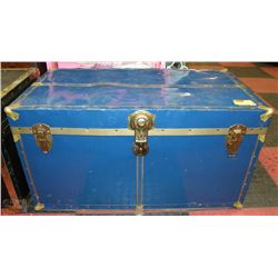 BLUE WITH BRASS TRIMMED TRUNK 36"-19"-18"