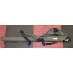 LOT OF2 FISHING RODS+REELS 1 WITH CASE + 1 WITHOUT