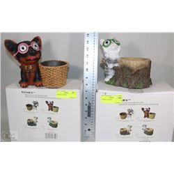 ANIMAL W/ SOLAR POWERED EYES  PLANTERS X2