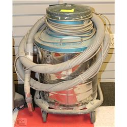 ELECTROLUX COMMERCIAL GRADE VACUUM WITH HOSE