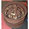 Image 1 : FOUR 1920 - 1930 WIRE SPOKED VINTAGE  CAR RIMS
