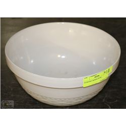 SUNBURST MIXING BOWL GUARANTEED OVEN PROOF