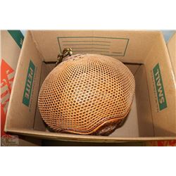 BOX 10 INCLUDES HANGING LAMP GLOBE