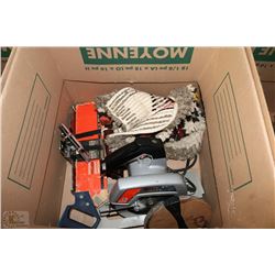 BOX 4 INCLUDES SKILL SAW WITH 5 BLADES W/
