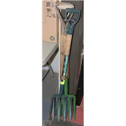 LOT OF 4 PITCH FORKS