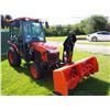 Image 3 : 2011 B 3000 Kubota Tractor w/ 5 Ft Snowblower
