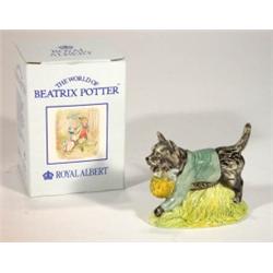 Boxed hand painted Royal Albert Beatrix Pot…