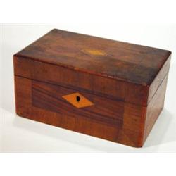 Rectangular inlaid mahogany jewellery box w…