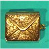 Image 1 : 9 ct gold chased floral envelope stamp box…