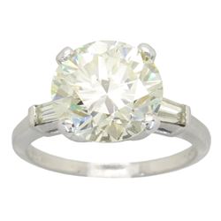 5.70 ctw Diamond Ring - Platinum