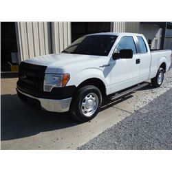 2013 FORD F150 PICKUP TRUCK VIN/SN:1FTEX1CM2DKE99710 - ext. cab, V6 gas, A/T, AC, odometer reading 6