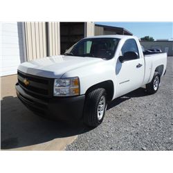 2013 CHEVROLET 1500 PICKUP TRUCK VIN/SN:1GCNCPEAXDZ350471 - V8 gas, A/T, AC, odometer reading 47,931