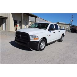 2012 DODGE 2500 PICKUP TRUCK VIN/SN:3C6TD4CT9CG168029 - crew cab, V8 gas, A/T, AC, bed cover, odomet
