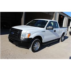 2011 FORD F150 PICKUP TRUCK VIN/SN:1FTEX1EM9BFB04232 - 4x4, ext. cab, V6 gas, A/T, AC, odometer read