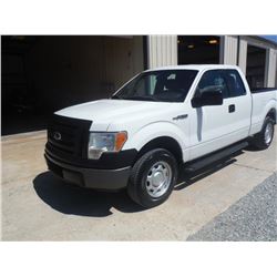 2011 FORD F150 PICKUP TRUCK VIN/SN:1FTEX1EM0BFB04233 - 4x4, ext. cab, V6 gas, A/T, AC, odometer read
