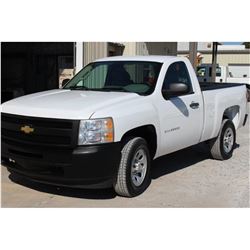 2011 CHEVROLET 1500 PICKUP TRUCK VIN/SN:1GCNCPEA9BZ398024 - V8 gas, A/T, AC, odometer reading 55,561