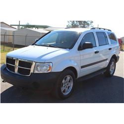 2008 DODGE DURANGO SUV VIN/SN:1D8HB38NX8F156152 - 4x4, V8 gas, A/T, AC, odometer reading 56,915 mile